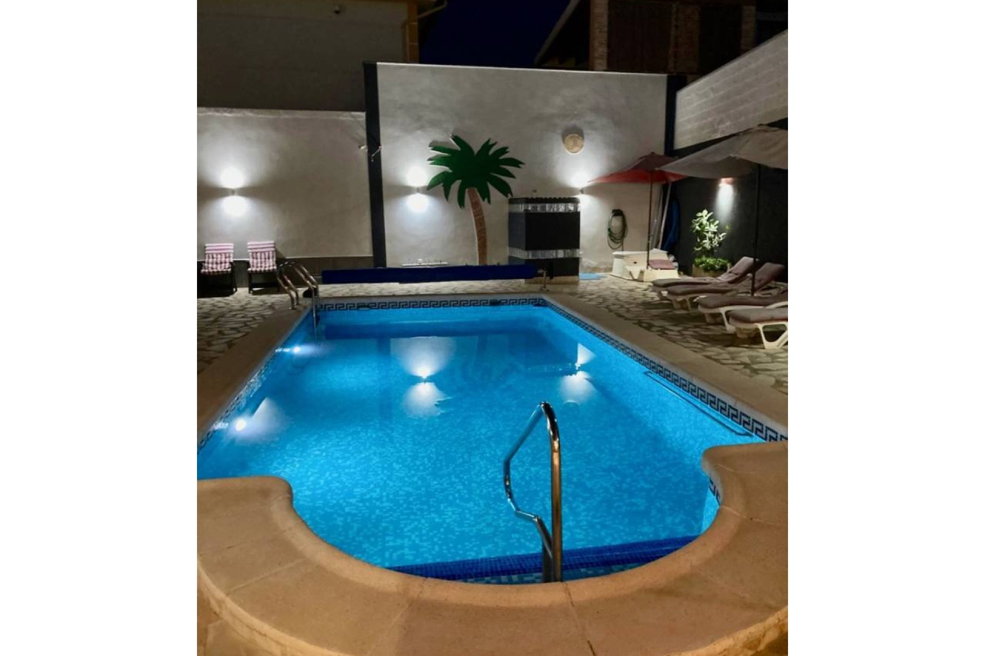 Herverkoop - Villa -
Benijofar