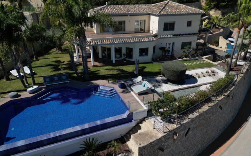 Herverkoop - Villa -
Benissa