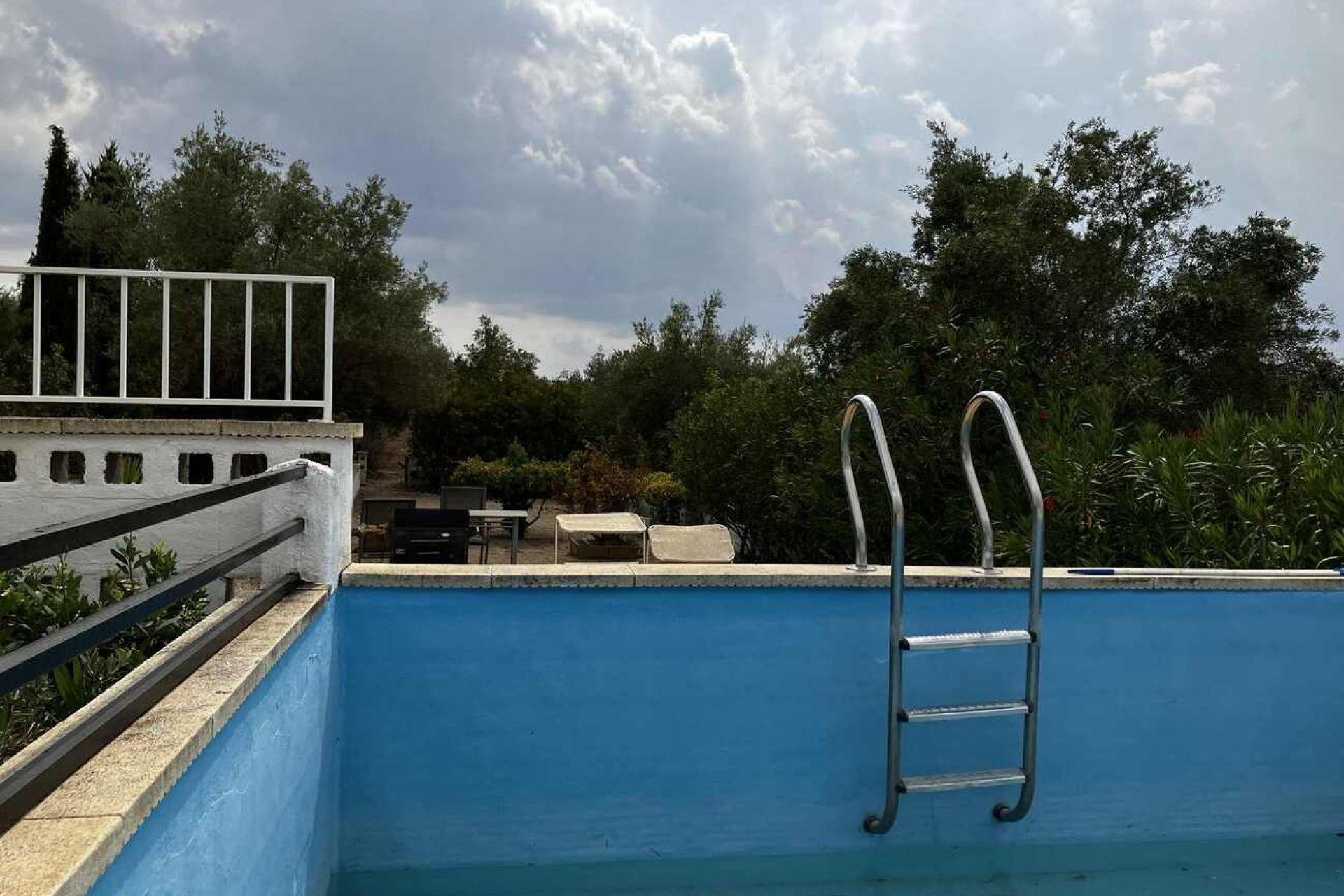 Herverkoop - Villa -
Biar - Costa Blanca