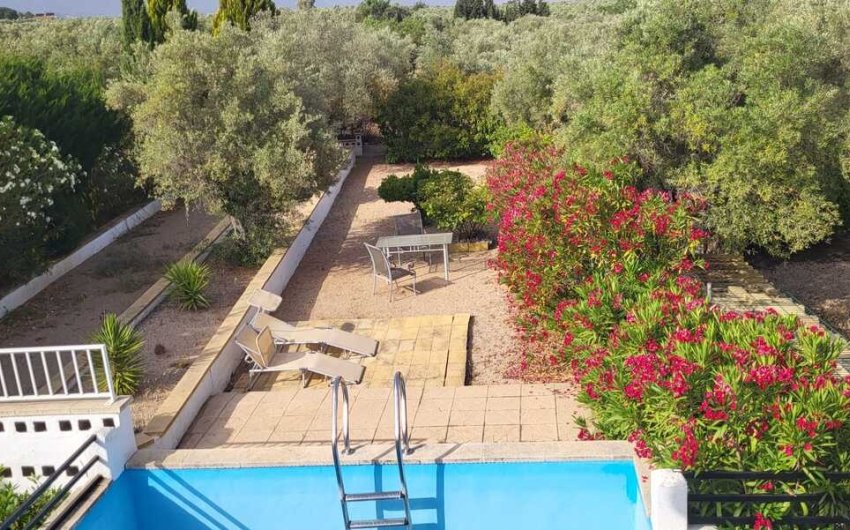 Herverkoop - Villa -
Biar - Costa Blanca