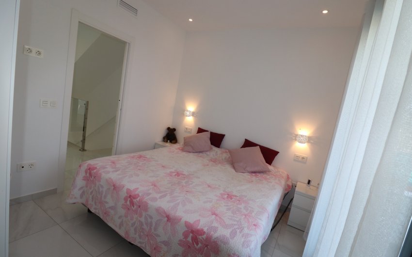 Herverkoop - Villa -
Bigastro