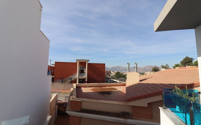 Herverkoop - Villa -
Bigastro