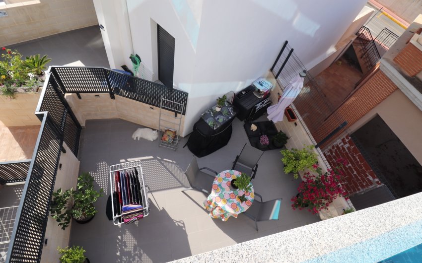 Herverkoop - Villa -
Bigastro