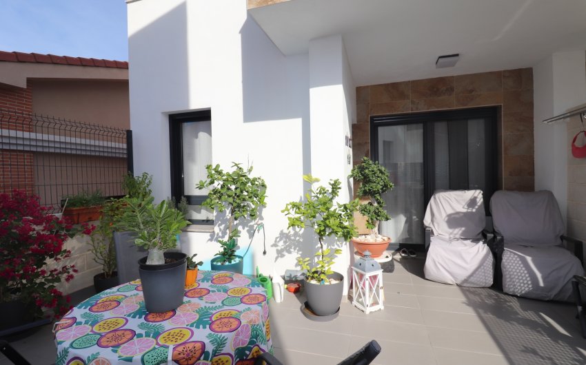 Herverkoop - Villa -
Bigastro