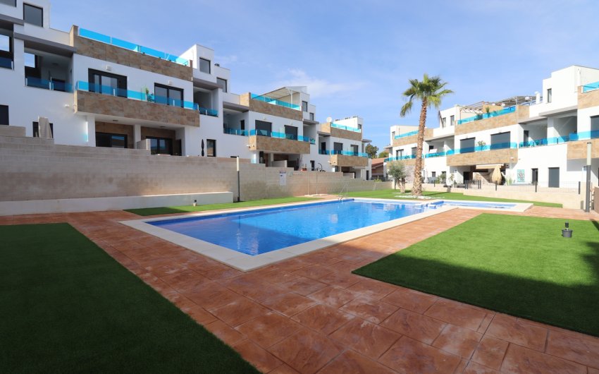 Herverkoop - Villa -
Bigastro