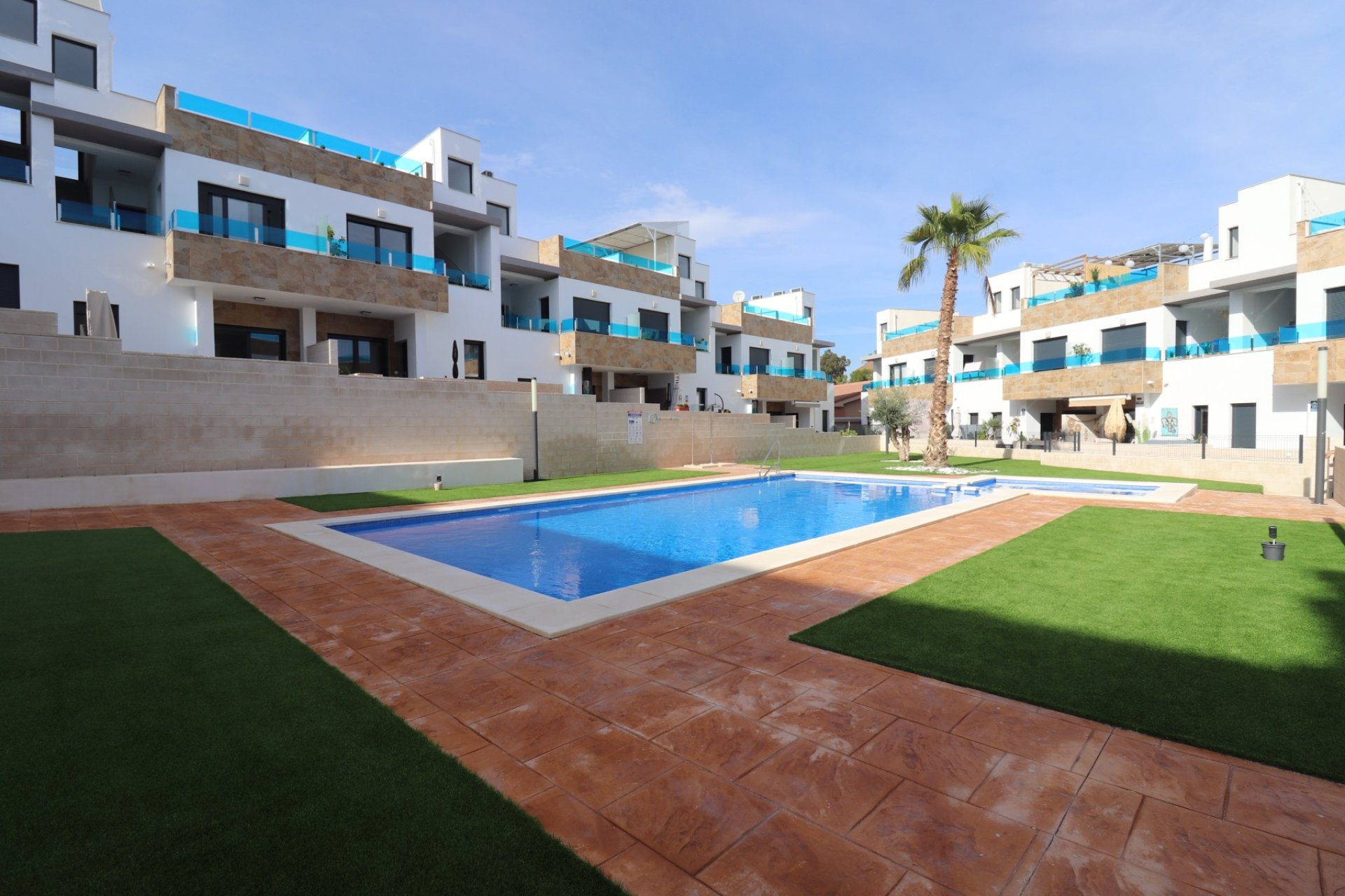 Herverkoop - Villa -
Bigastro