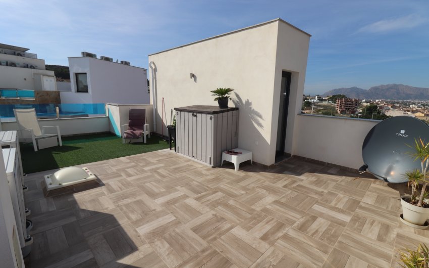 Herverkoop - Villa -
Bigastro