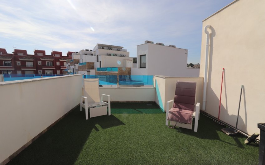 Herverkoop - Villa -
Bigastro