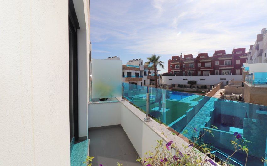 Herverkoop - Villa -
Bigastro