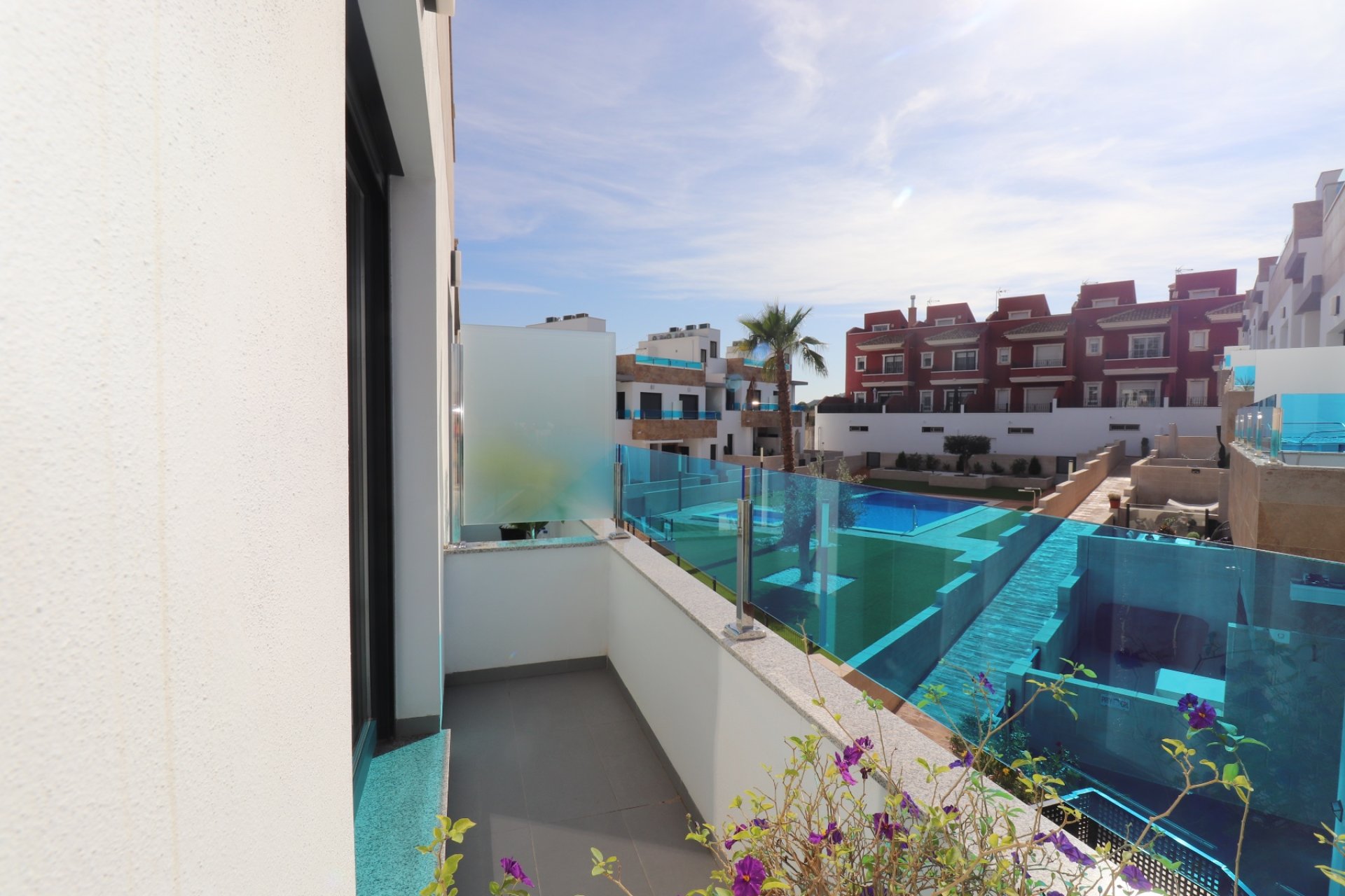 Herverkoop - Villa -
Bigastro