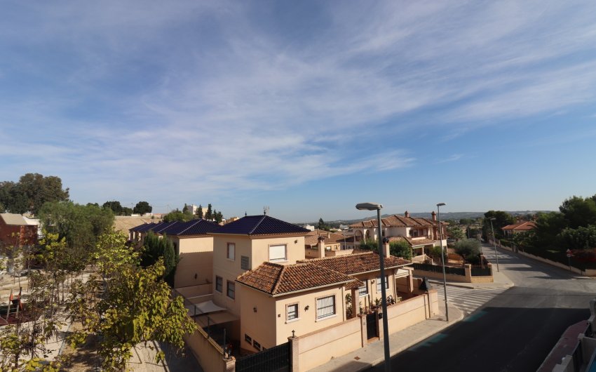 Herverkoop - Villa -
Bigastro