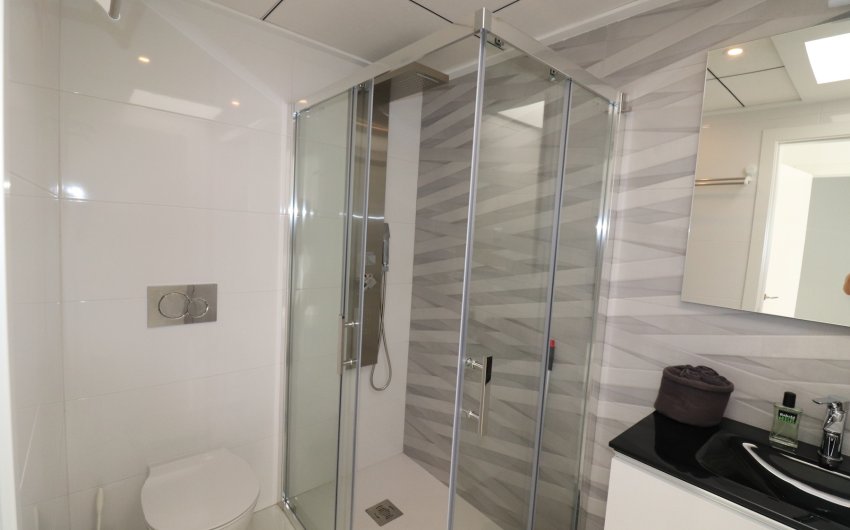 Herverkoop - Villa -
Bigastro