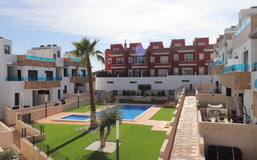 Herverkoop - Villa -
Bigastro