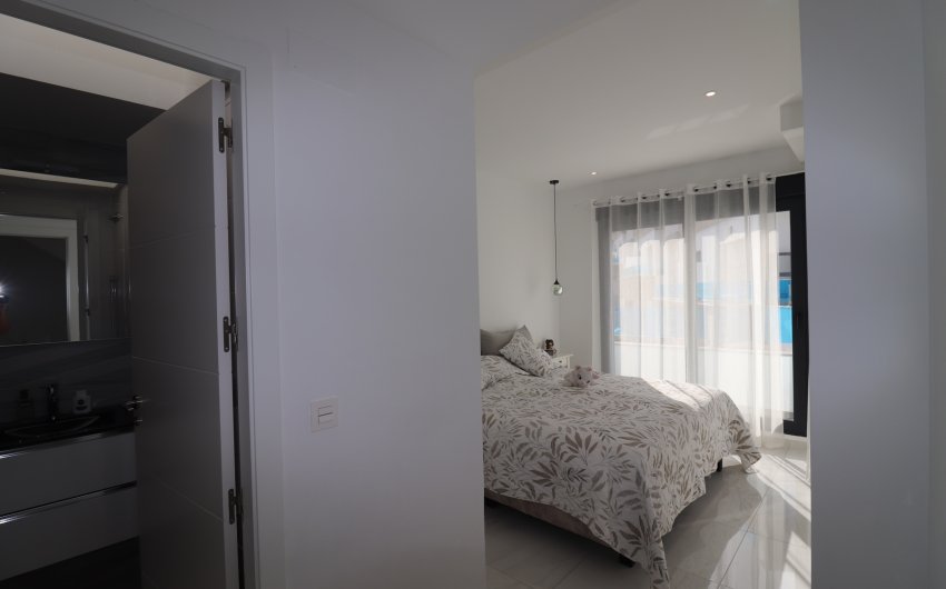 Herverkoop - Villa -
Bigastro