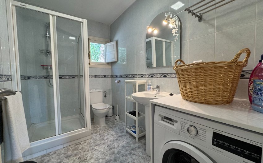 Herverkoop - Villa -
Blanca