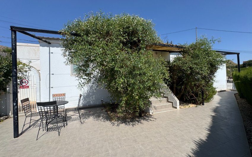 Herverkoop - Villa -
Blanca