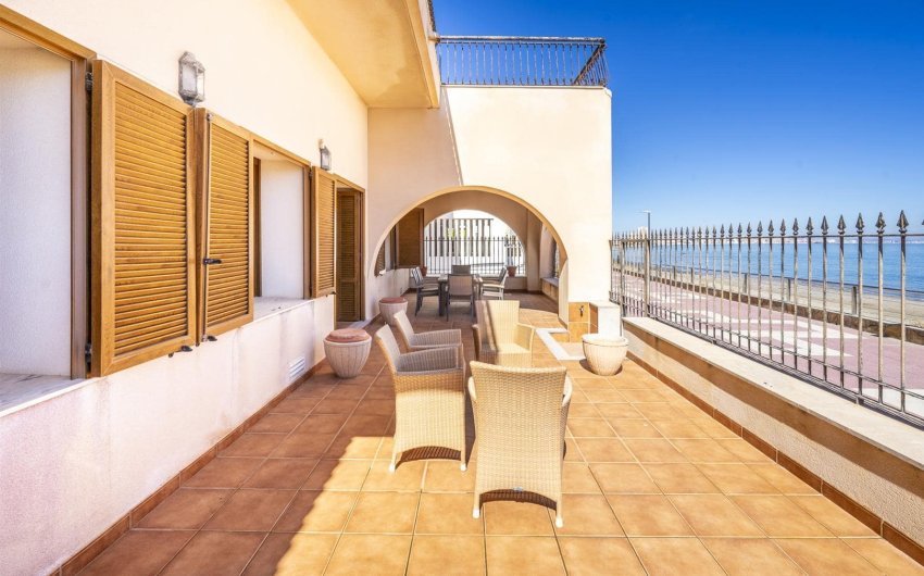 Herverkoop - Villa -
Cabo de Palos - Costa Calida