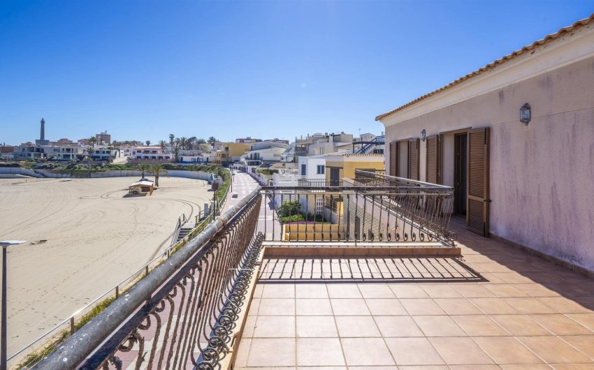 Herverkoop - Villa -
Cabo de Palos - Costa Calida