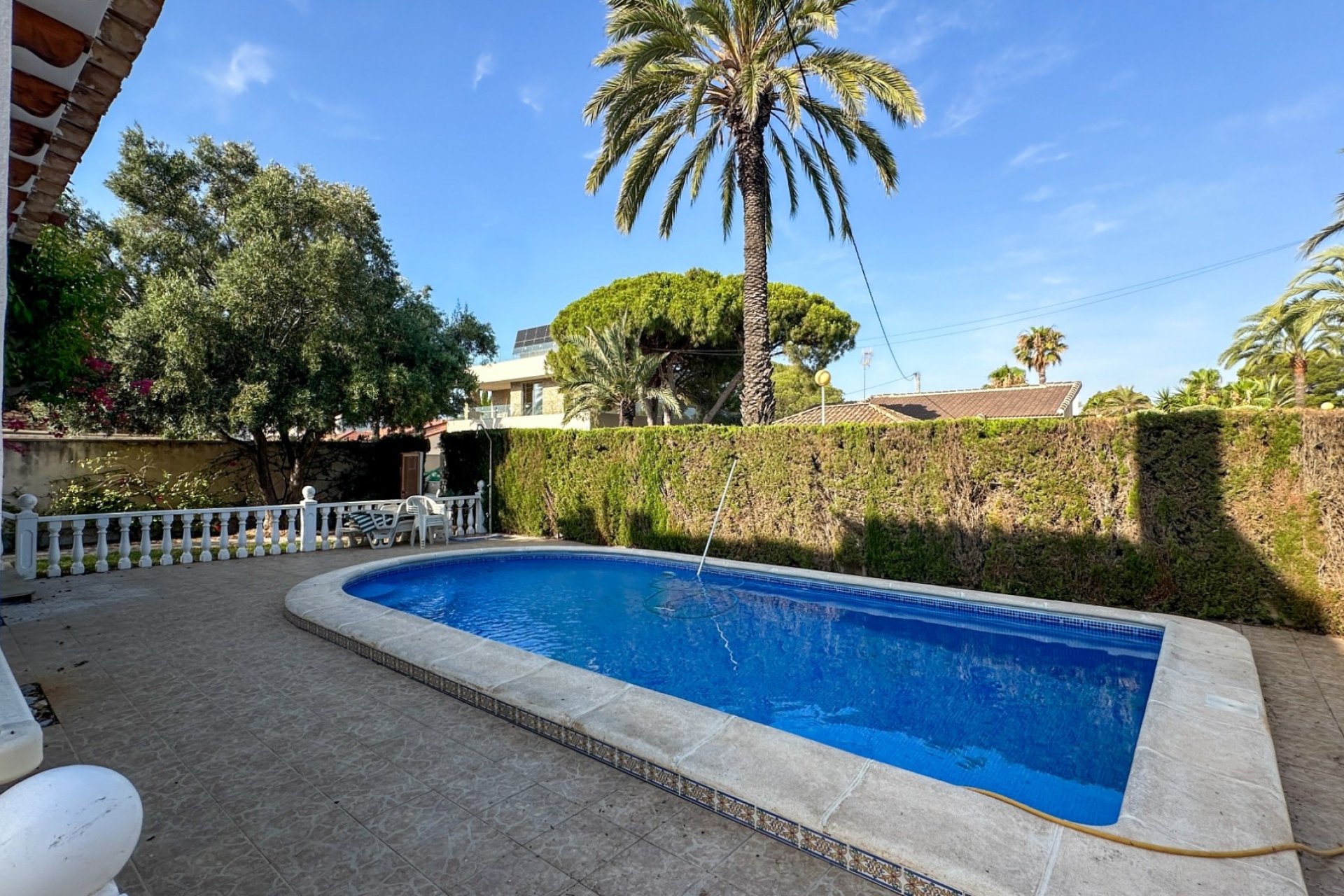 Herverkoop - Villa -
Cabo Roig - Costa Blanca
