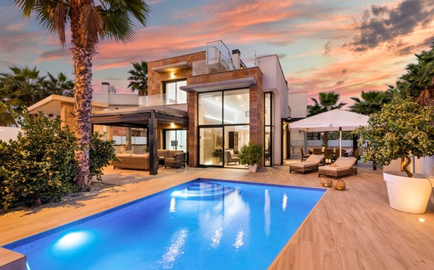 Herverkoop - Villa -
Cabo Roig - Costa Blanca