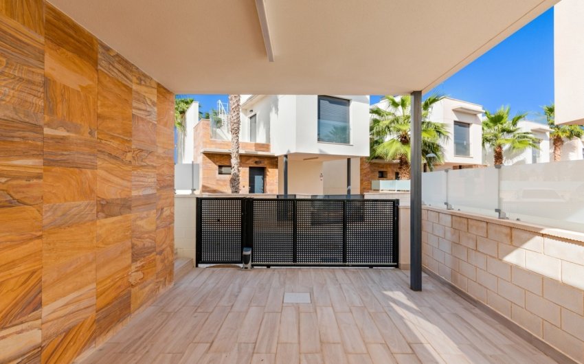 Herverkoop - Villa -
Cabo Roig - Costa Blanca