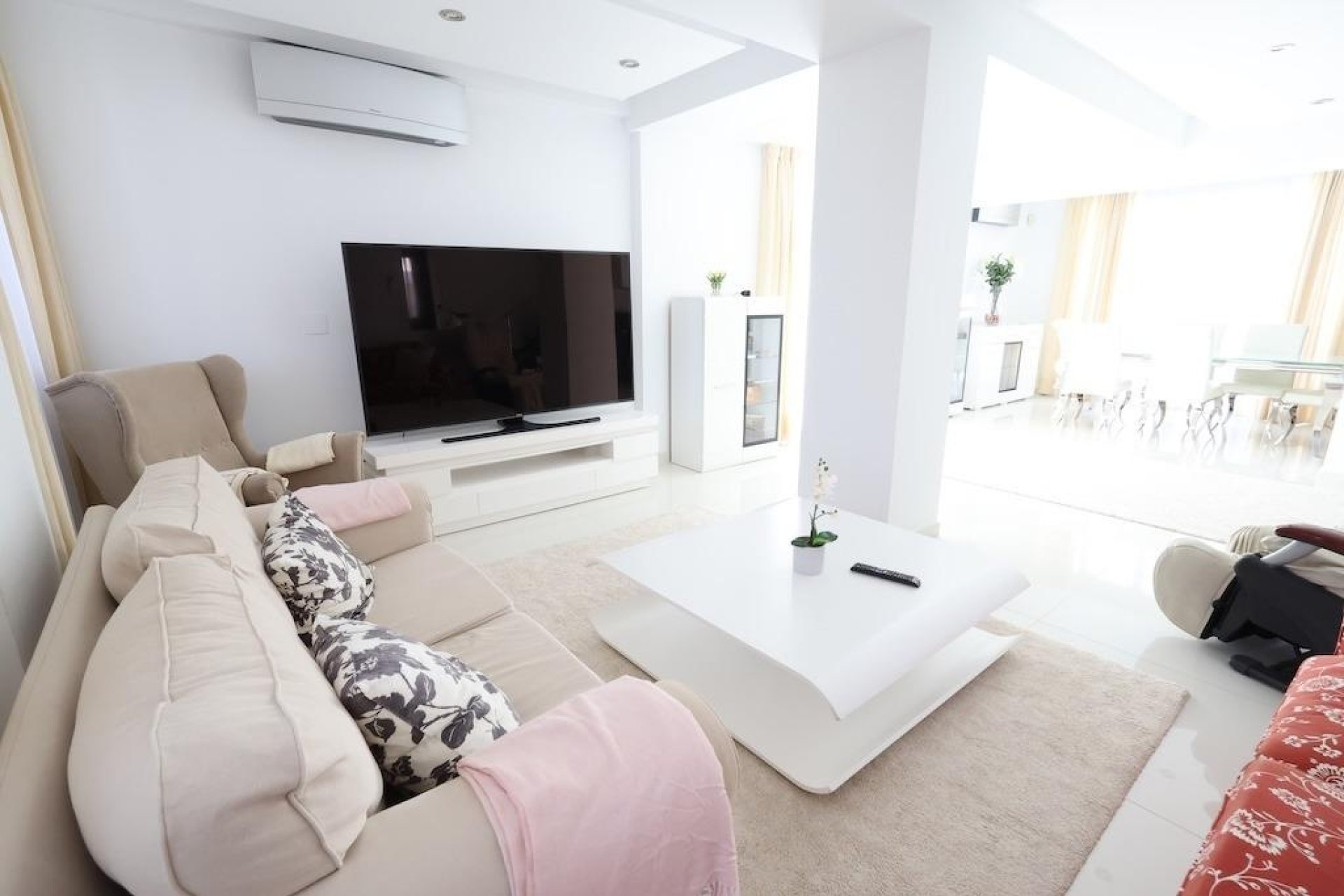 Herverkoop - Villa -
Cabo Roig - Costa Blanca