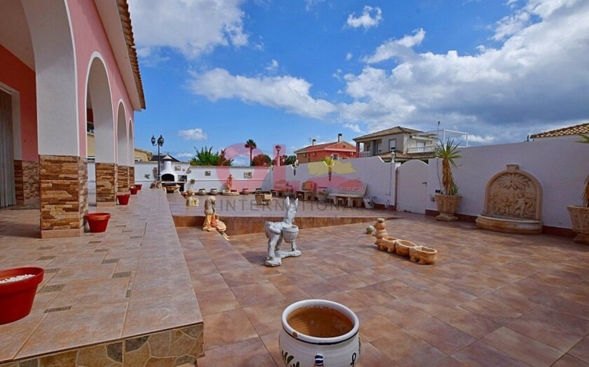Herverkoop - Villa -
Cabo Roig - Costa Blanca