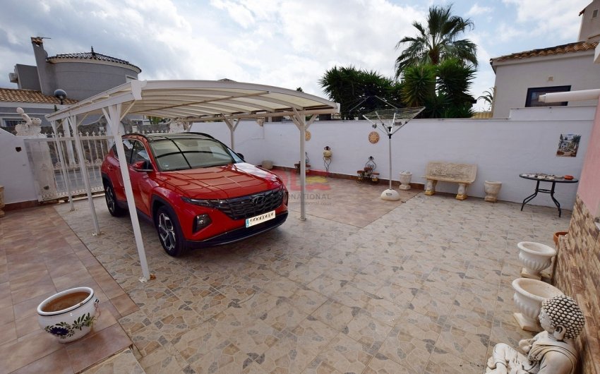 Herverkoop - Villa -
Cabo Roig - Costa Blanca