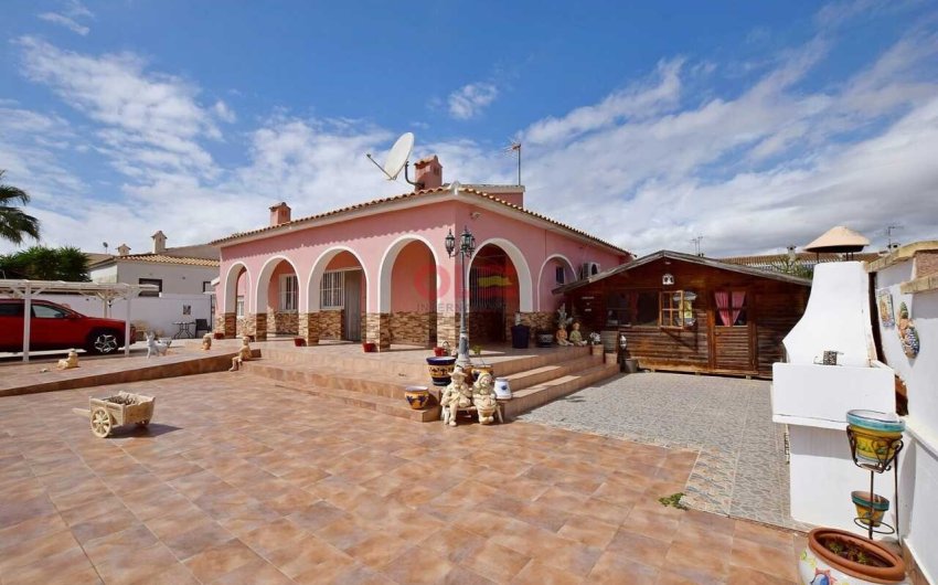 Herverkoop - Villa -
Cabo Roig - Costa Blanca
