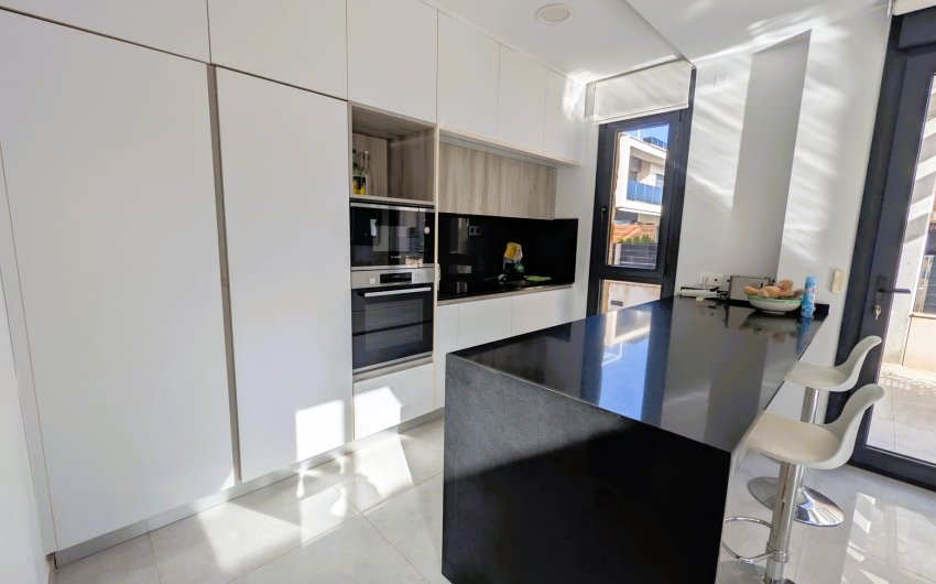 Herverkoop - Villa -
Cabo Roig - Costa Blanca