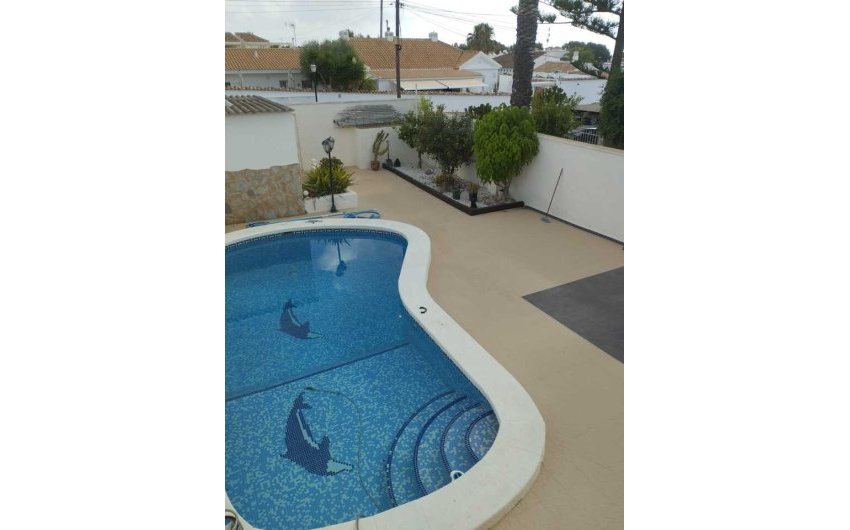 Herverkoop - Villa -
Cabo Roig - Costa Blanca