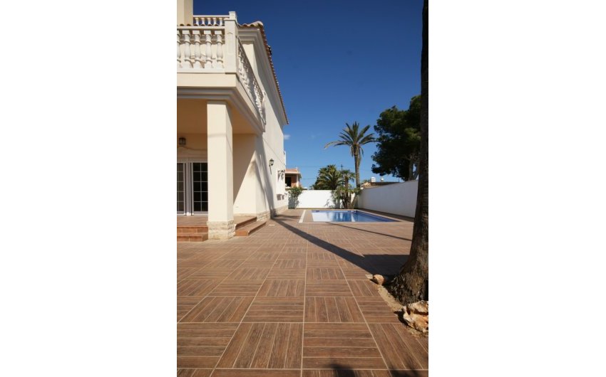 Herverkoop - Villa -
Cabo Roig - Costa Blanca