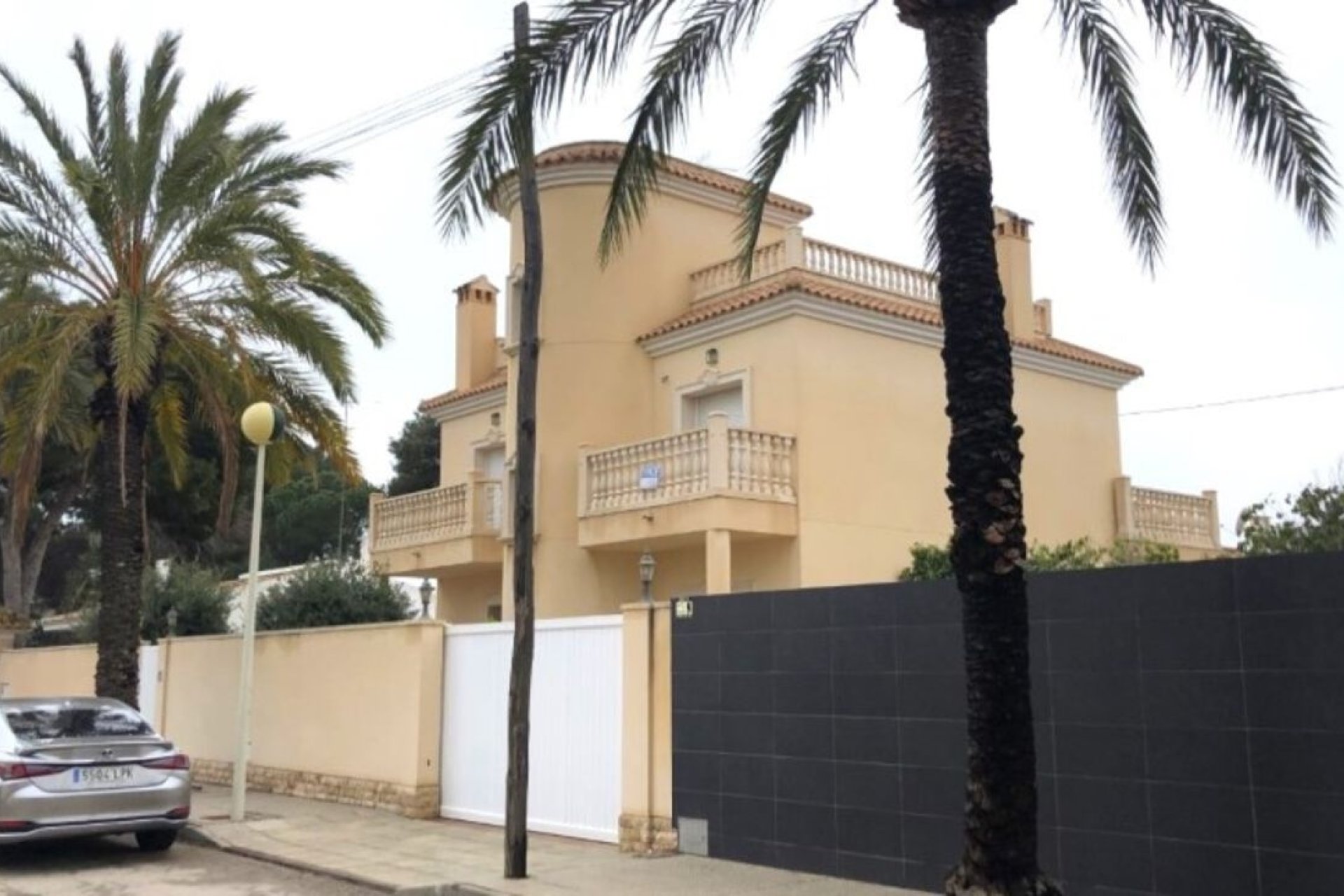 Herverkoop - Villa -
Cabo Roig - Costa Blanca