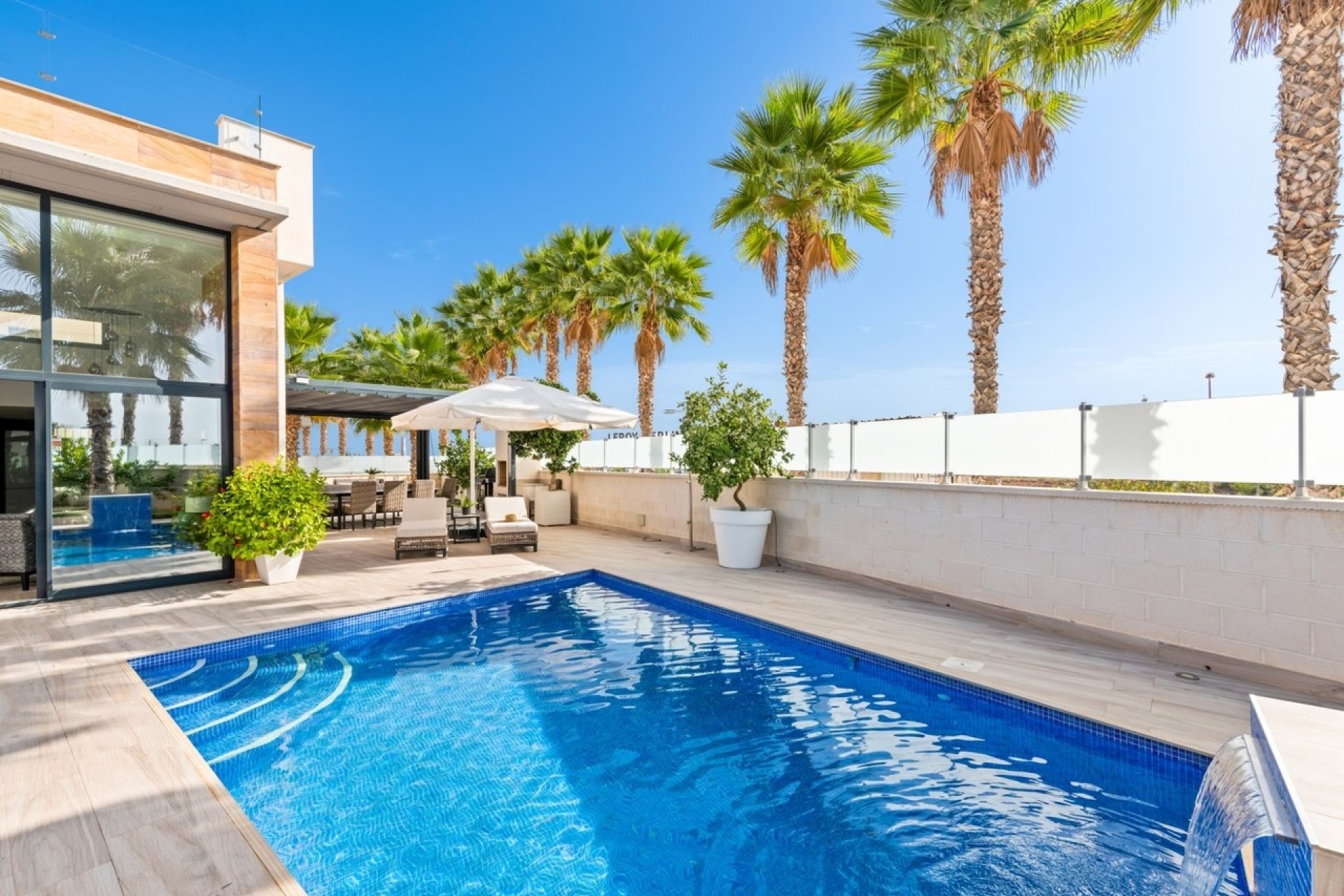 Herverkoop - Villa -
Cabo Roig - Costa Blanca