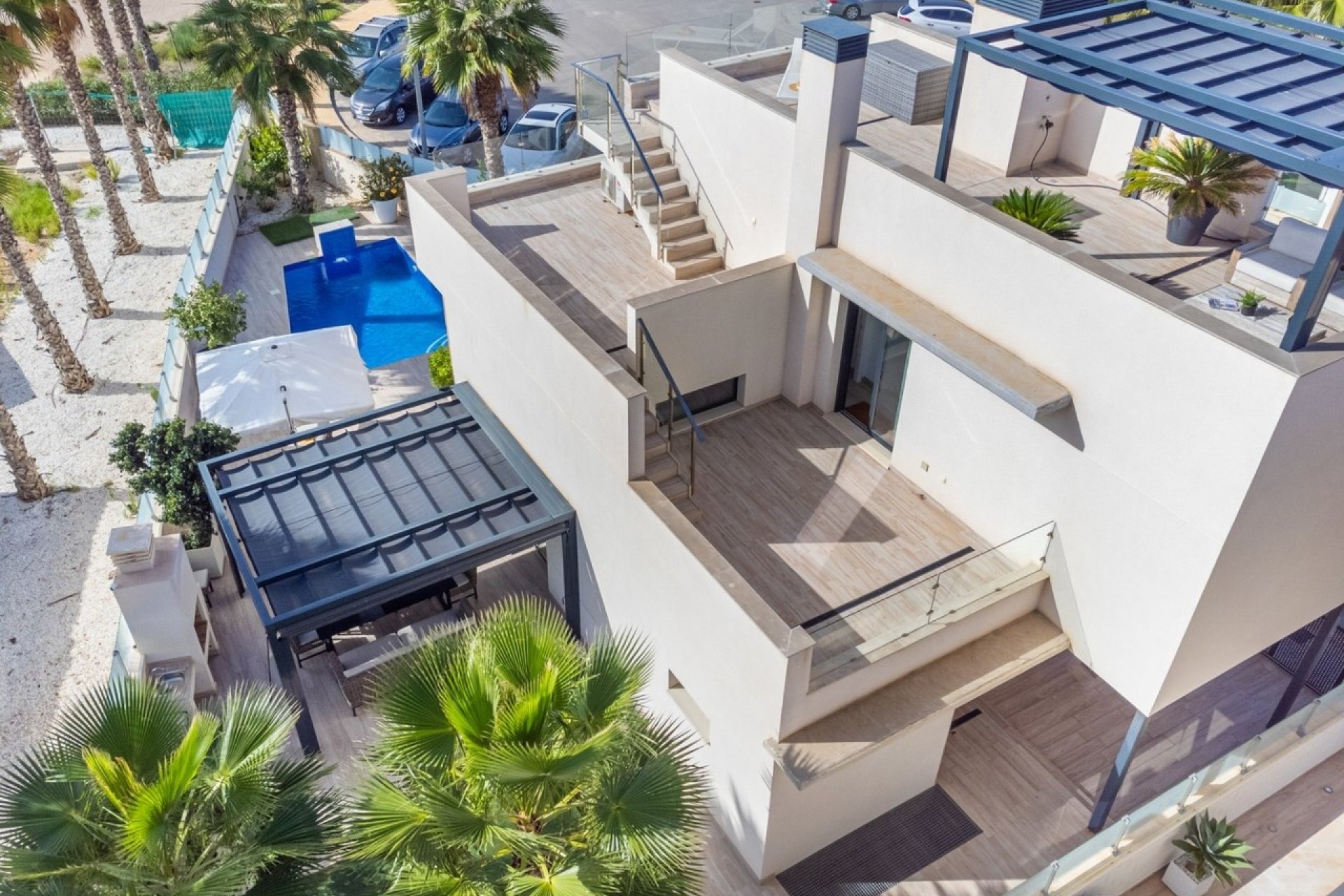 Herverkoop - Villa -
Cabo Roig - Costa Blanca