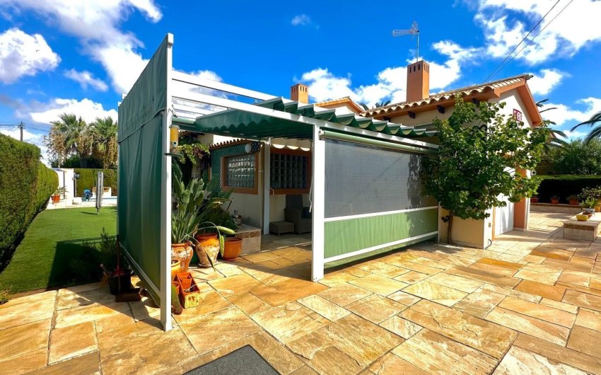 Herverkoop - Villa -
Cabo Roig - Costa Blanca