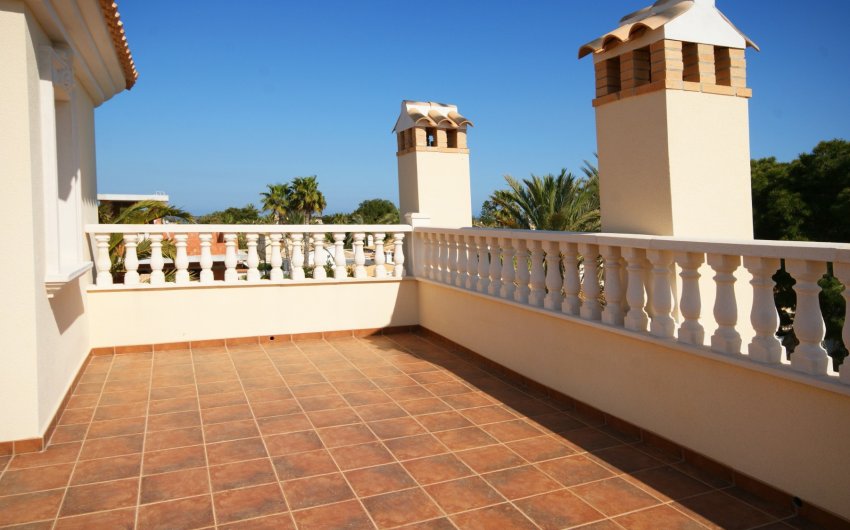 Herverkoop - Villa -
Cabo Roig - Costa Blanca