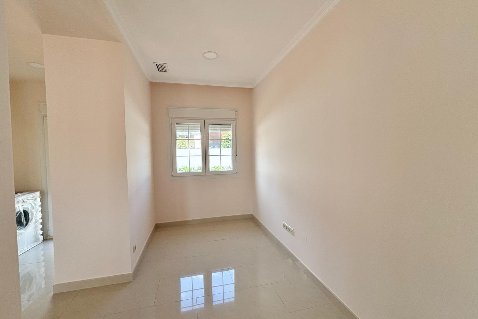 Herverkoop - Villa -
Cabo Roig - Costa Blanca