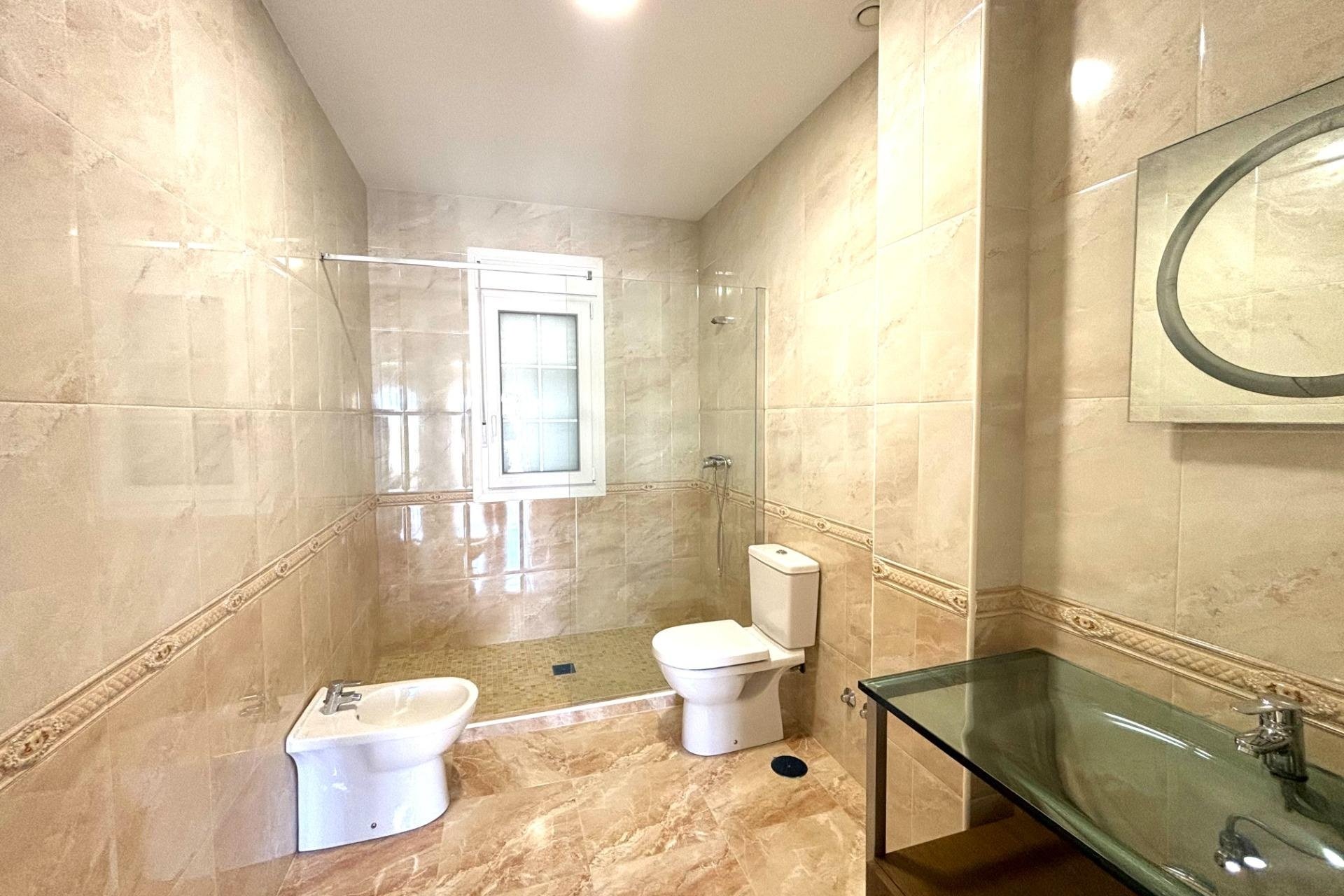 Herverkoop - Villa -
Cabo Roig - Costa Blanca