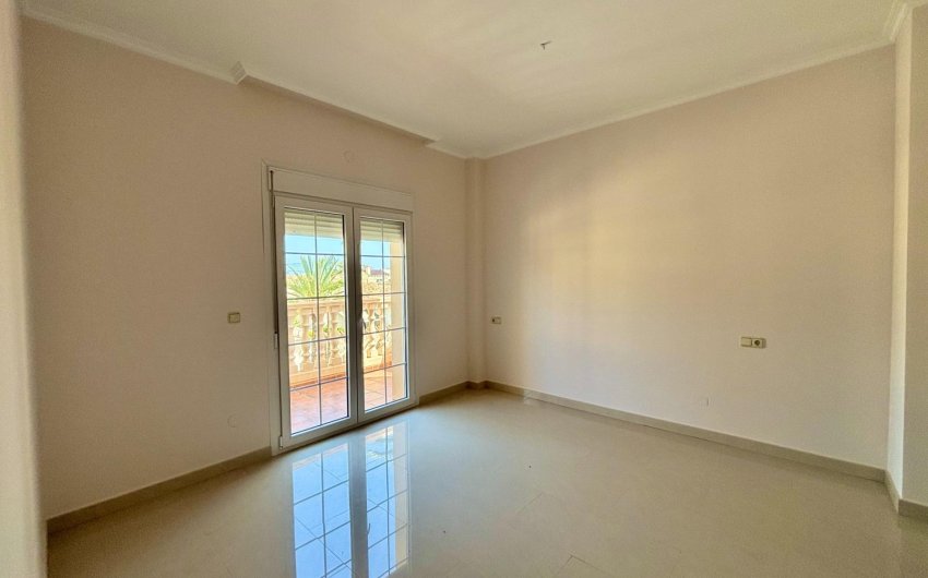 Herverkoop - Villa -
Cabo Roig - Costa Blanca