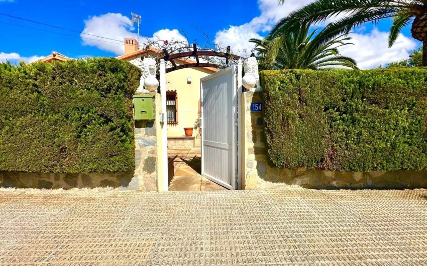 Herverkoop - Villa -
Cabo Roig - Costa Blanca