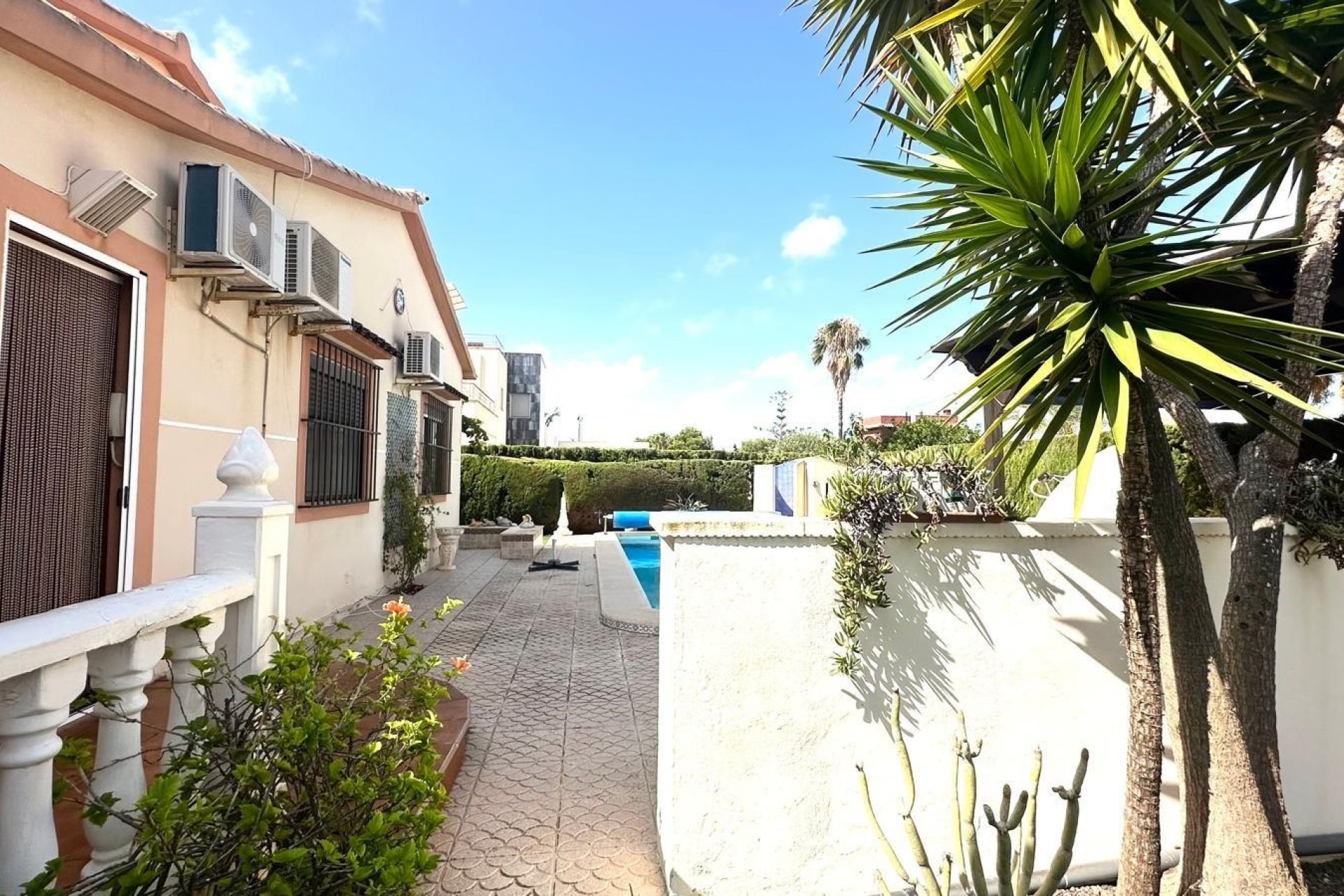 Herverkoop - Villa -
Cabo Roig - Costa Blanca