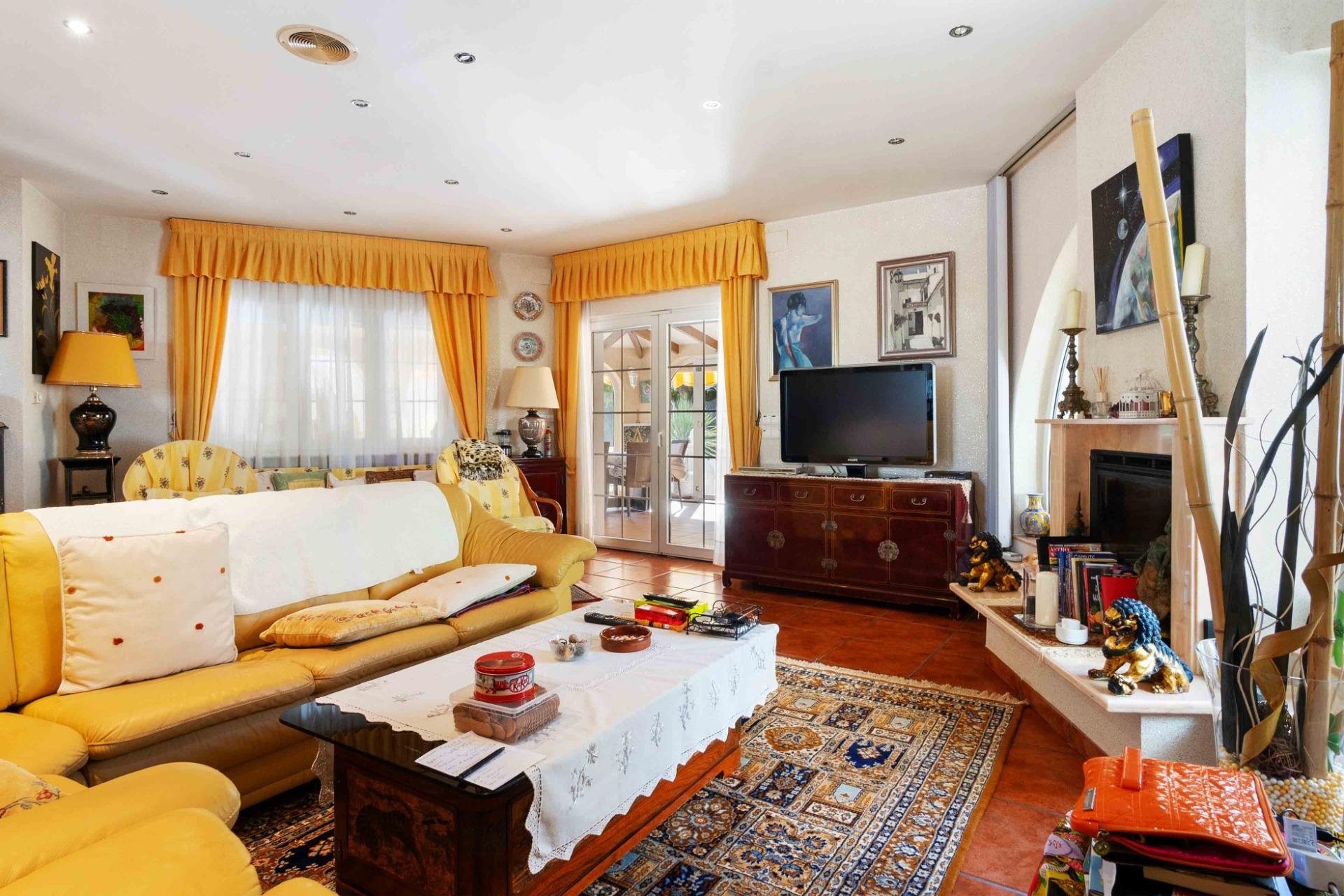 Herverkoop - Villa -
Cabo Roig - Muy Cerca De La Playa
