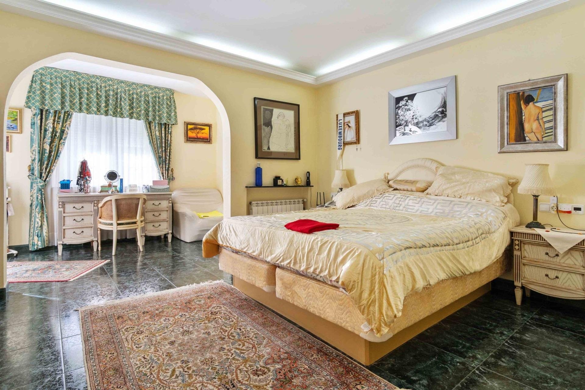 Herverkoop - Villa -
Cabo Roig - Muy Cerca De La Playa
