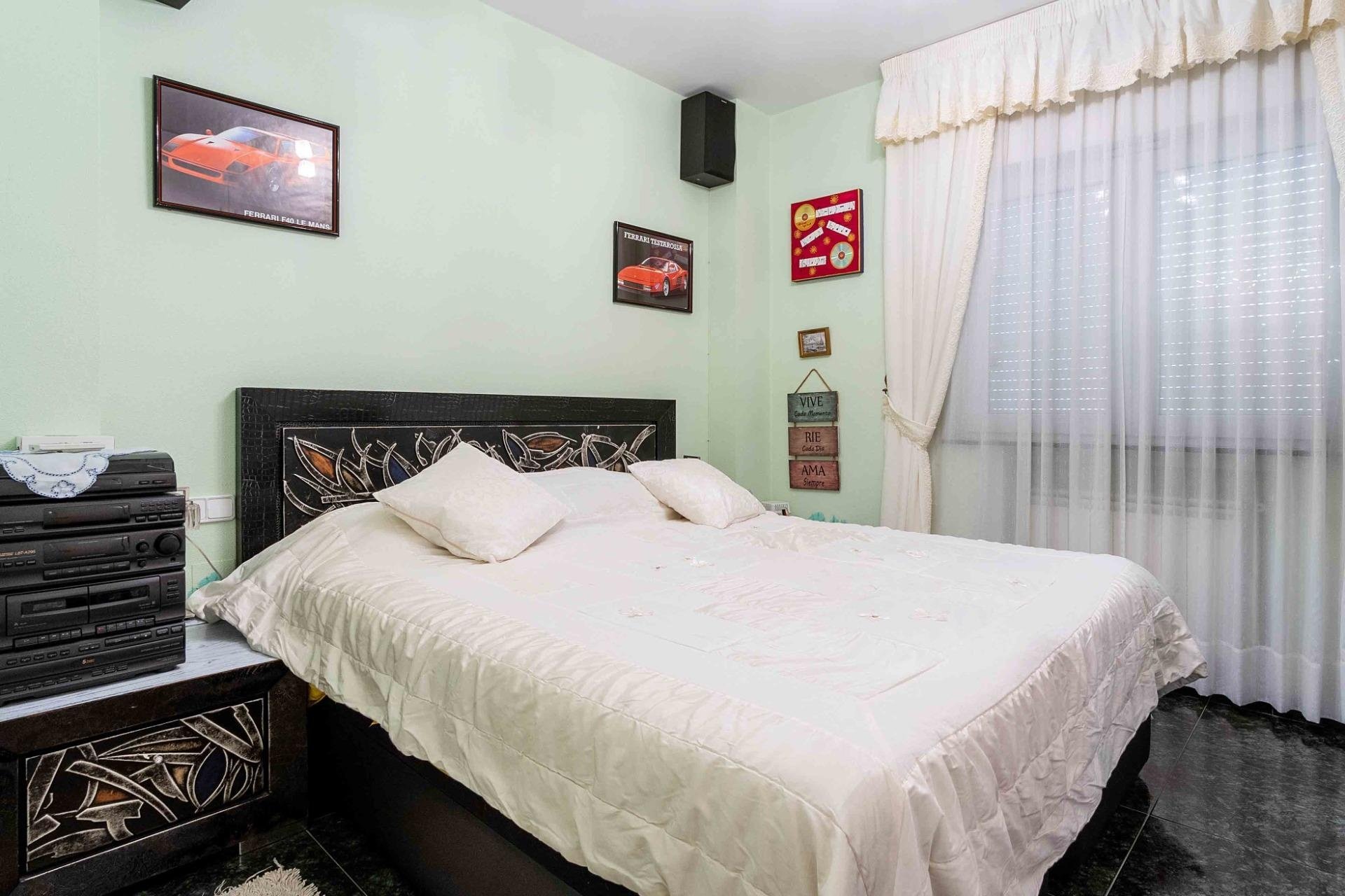 Herverkoop - Villa -
Cabo Roig - Muy Cerca De La Playa
