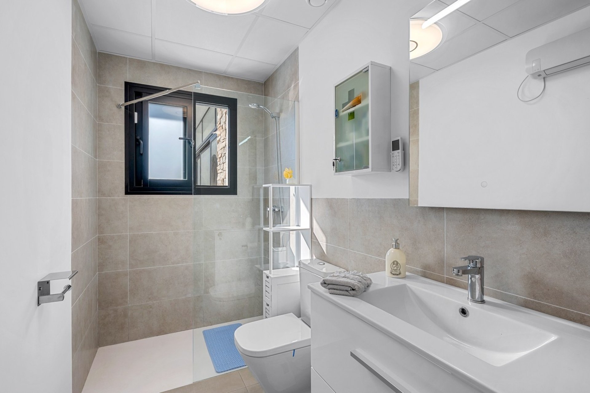 Herverkoop - Villa -
Calasparra - Inland