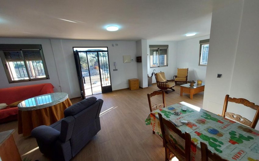 Herverkoop - Villa -
Calasparra - Inland