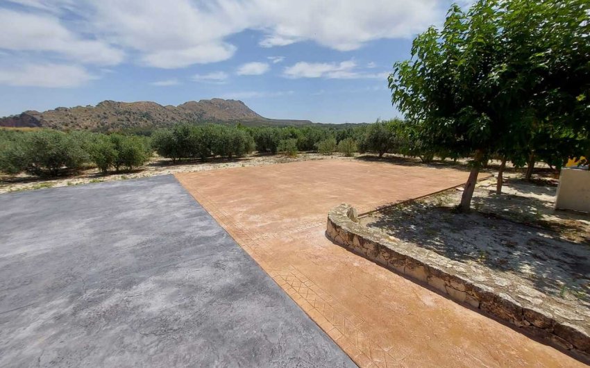 Herverkoop - Villa -
Calasparra - Inland