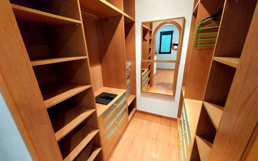 Herverkoop - Villa -
Calasparra - Inland