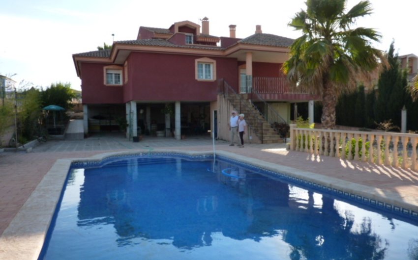 Herverkoop - Villa -
Calasparra - Inland